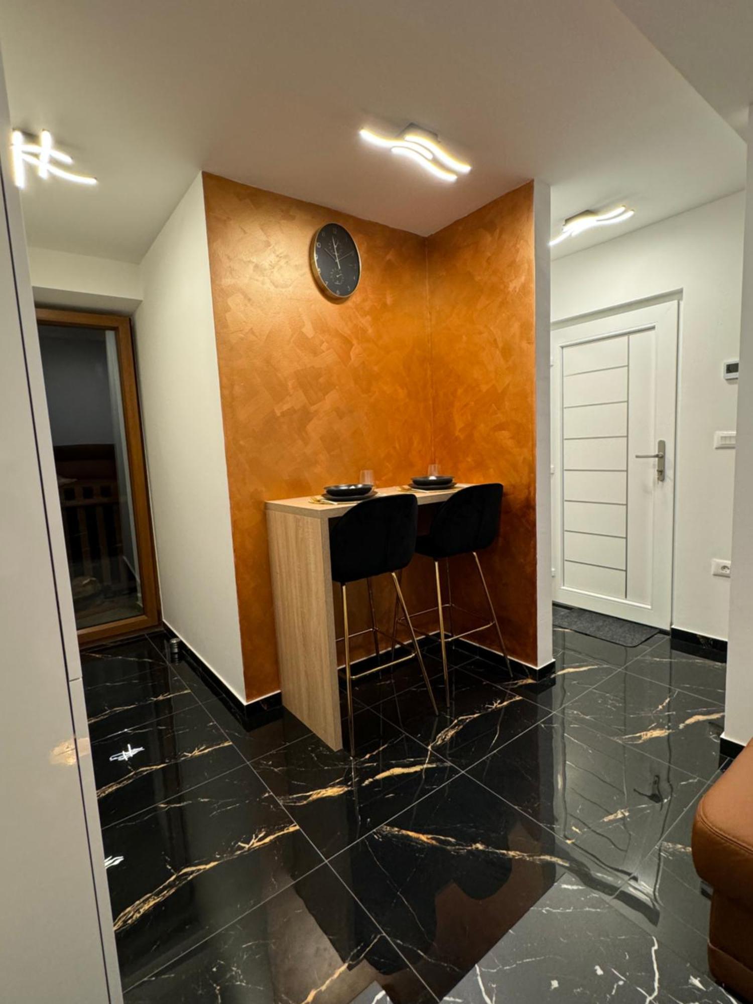 Apartmán Westate Modern In Old Town - Free Parking Pula