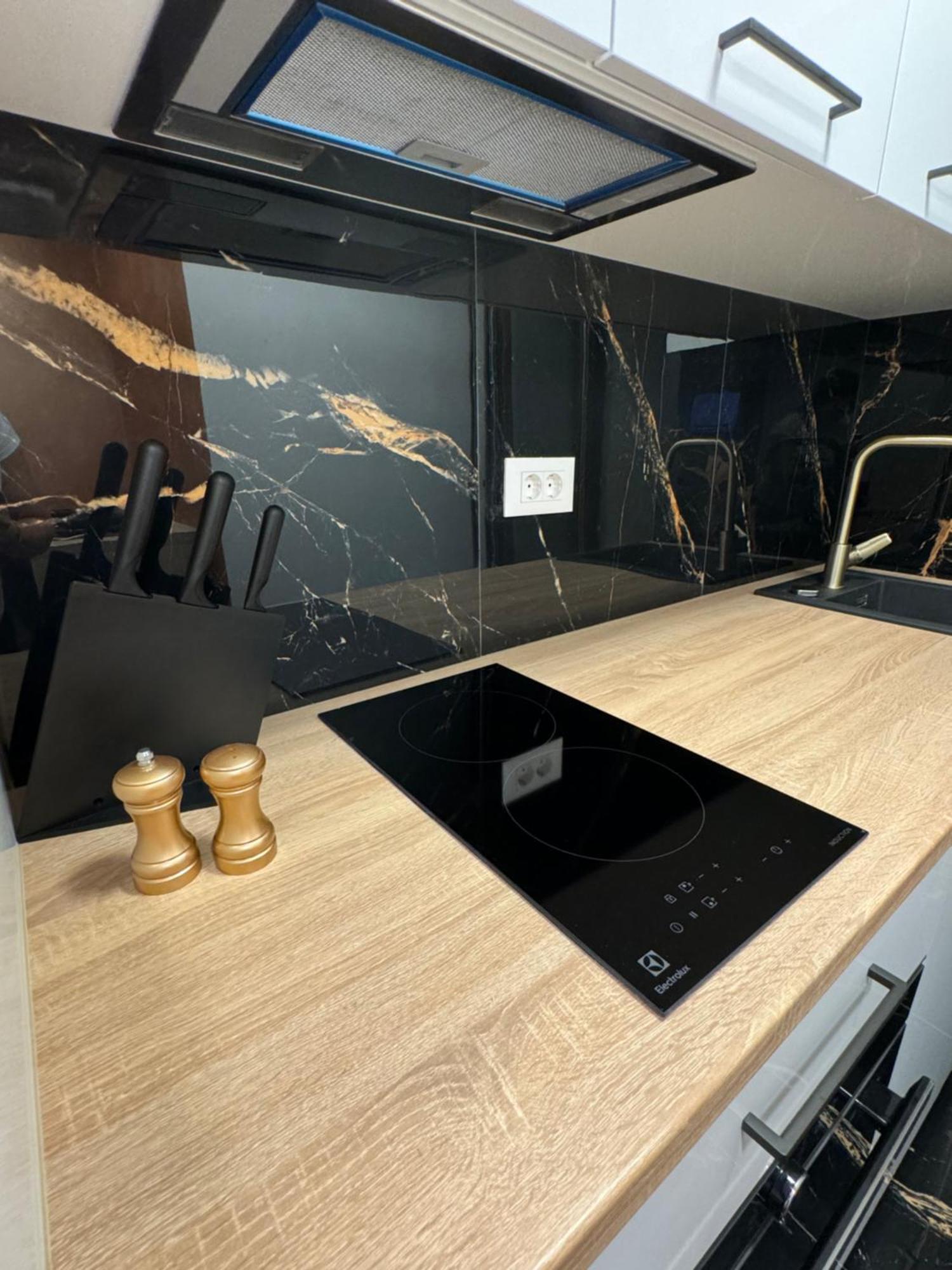 Westate Modern In Old Town - Free Parking Apartmán *