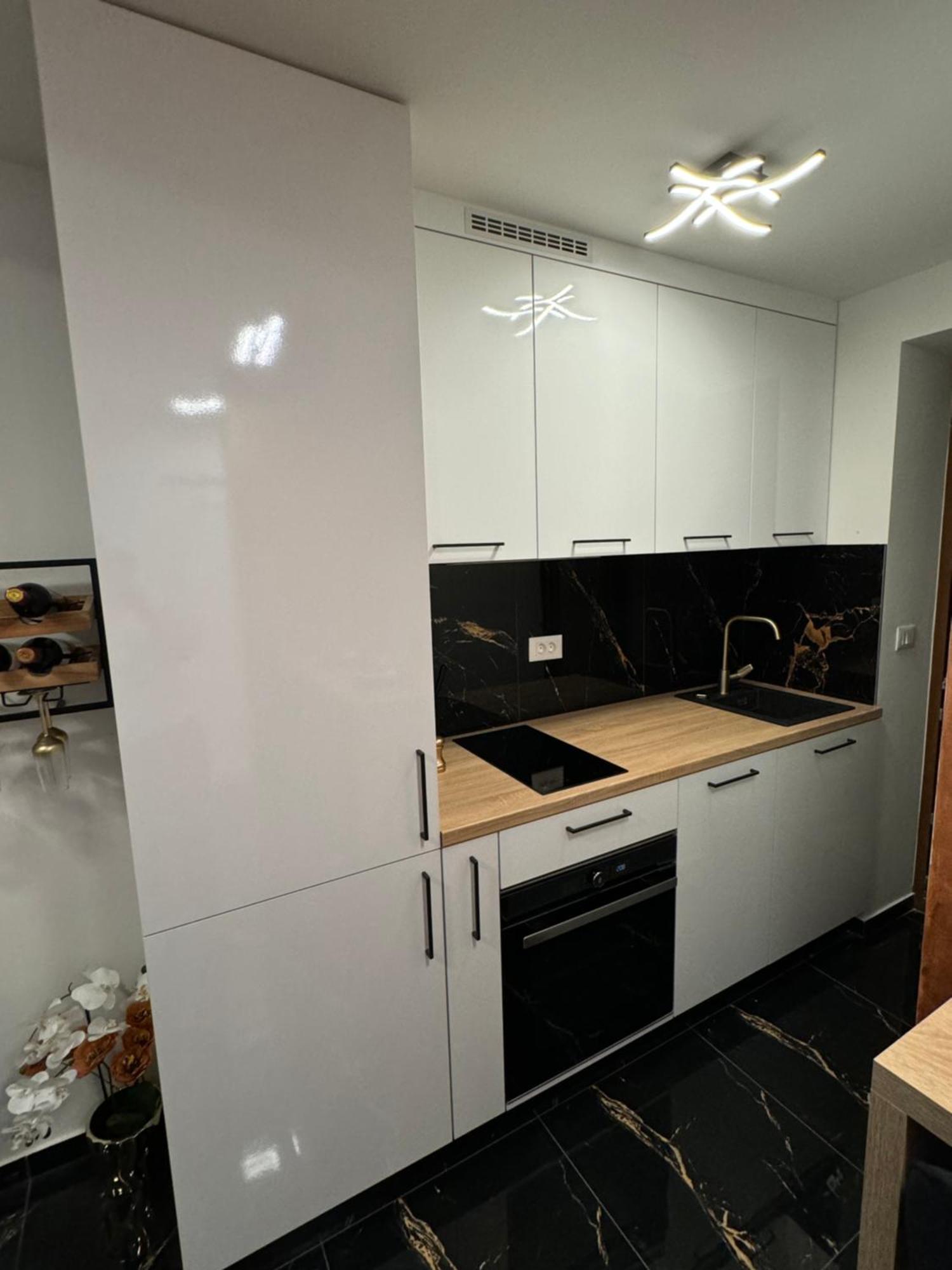 Westate Modern In Old Town - Free Parking Apartmán Pula